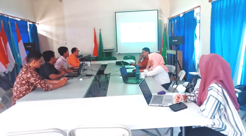 Dok . UMU : feb rapat evaluasi persiapan Dokumen Akreditasi