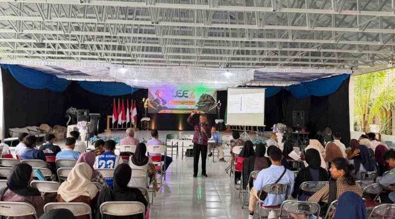Kuliah Umum tentang Pengembangan Mindset Berwirausaha Bersama Prof. Dr. Mashur Razak, S.E., M.M