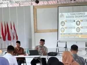 MENCETAK PEMIKIR, PENGGERAK, DAN PEMBARU PERADABAN