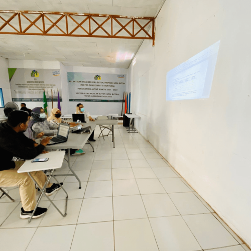 English Tutorial Program IBI UMU Buton: Rapat Bersama Warek I Universitas Muslim Buton