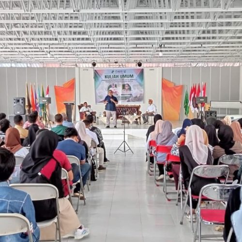 UMU BUTON KEMBANGKAN MAHASISWA KANDIDAT SARJANA MENGABDI-MBKM DENGAN PENGUATAN SOFT SKILL ABAD 21