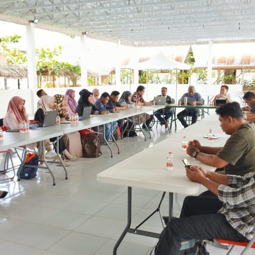 FORUM GROUP DISCUSSION (FGD) PENERIMAAN MAHASISWA BARU TAHUN AKADEMIK 2025-2026, UMU BUTON MENARGETKAN 500 MAHASISWA BARU
