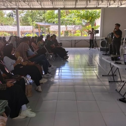 ENTREPRENEUR TALK (EW) – Tema: Menumbuhkan Mindset Wirausaha Sejak di Bangku Kuliah
