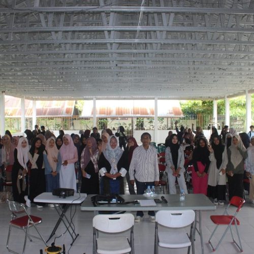 TEKNOLOGI, BAHASA, GENERASI, DAN KARAKTER