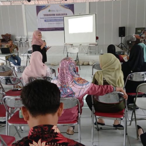 ENGLISH TUTORIAL PROGRAM: MENINGKATKAN KETERAMPILAN BERBICARA AKADEMIK DOSEN UMU BUTON