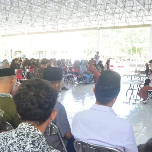 Kajian Rutin Kamis: PERAN BAHASA DALAM DUNIA PENDIDIKAN DI ERA MILENIAL