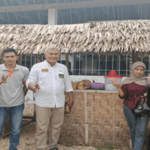 BELAJAR BISNIS LEWAT BAZAR
