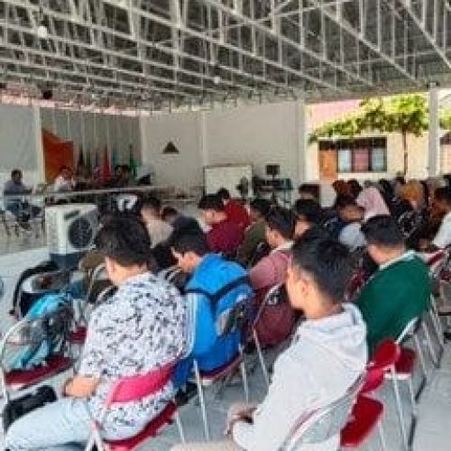 RAPAT PEMANTAPAN PKKMB UMU BUTON: SIAP SAMBUT MABA ANGKATAN VII TAHUN 2025
