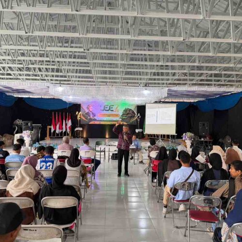 Kuliah Umum tentang Pengembangan Mindset Berwirausaha Bersama Prof. Dr. Mashur Razak, S.E., M.M