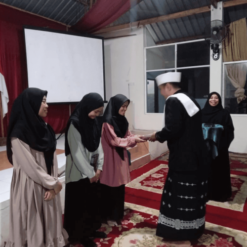 Acara Penerimaan Hadiah Pemenang Lomba Seni Islami Ramadan 1445 Hijriah Mahasiswa UMU Buton