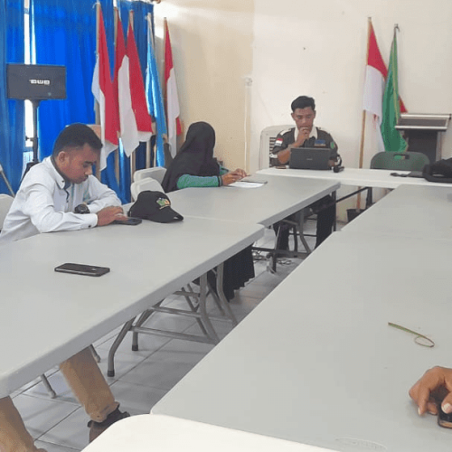 Rapat Tenis Persiapan  Monitoring dan Evaluasi Pelaksanaan Kandidat Sarjana Mengabdi  Mahasiswa UMU Buton, Strategi Mencapai  kontribusi Signifikan untuk Pembangunan Lokal.