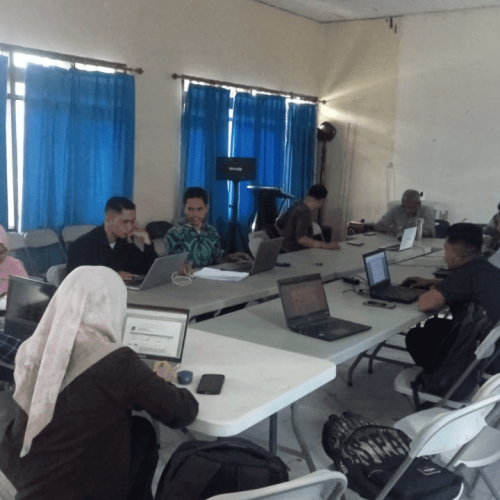 Rapat Evaluasi Kesiapan Dokumen FEB UMU Buton dalam Menghadapi Akreditasi Program Studi Lingkup FEB