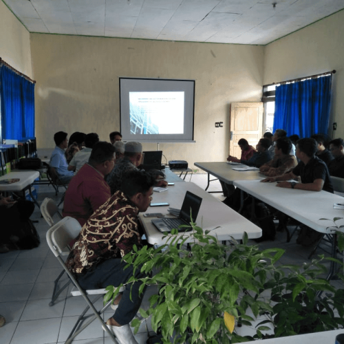 Cara UMU Buton Kembangkan Kemampuan Bahasa Inggris Mahasiswa Lewat English Tutorial Program